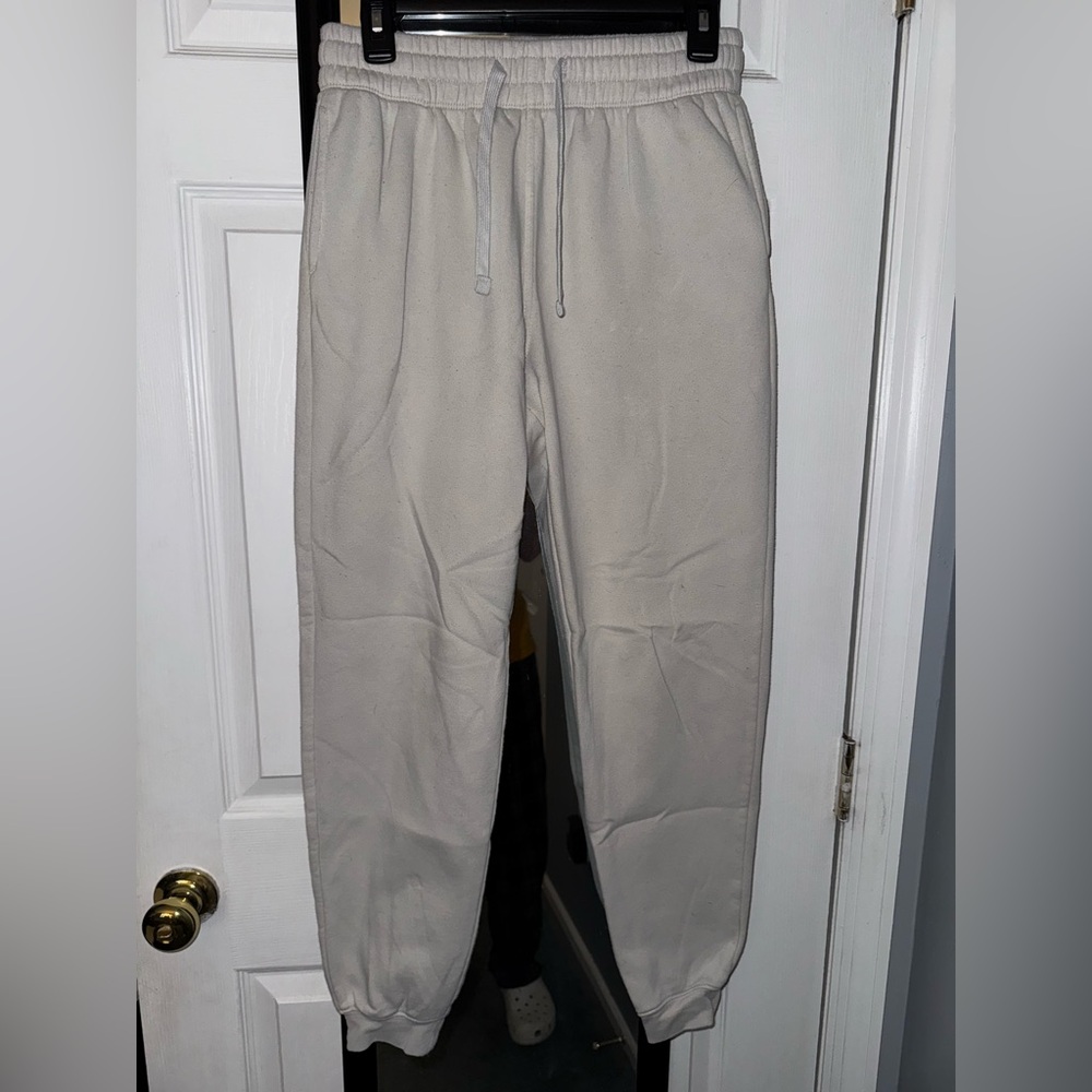 Men’s Small | H&M Cream Colored Sweatpants